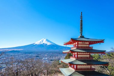 Mt. Fuji iin Kawagushiko Tokyo, Japonya yakınındaki ile Chureito Pagoda