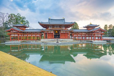 Kyoto, Japonya Uji şehrin Byodoin Tapınağı Simgesel Yapı