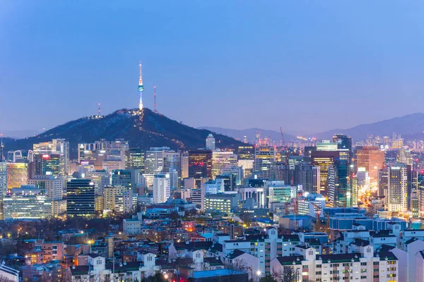 Paysage urbain de Séoul la nuit en Corée du Sud — Photo