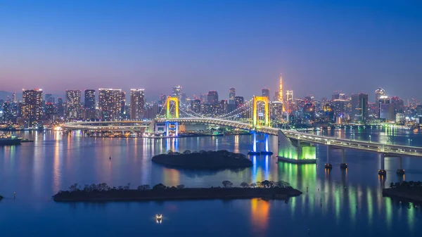 Tokyos skyline på natten i Tokyo city, Japan — Stockfoto