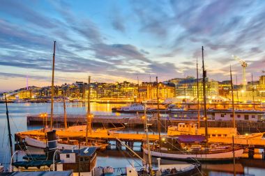 Oslo City, Norveç Oslo liman gece