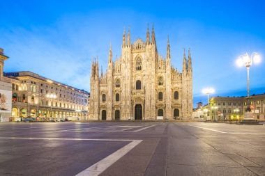 Piazza del Duomo Milan İtalya