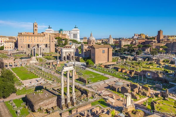 Havadan görünümü Roman Forum veya Foro Romano Roma, İtalya