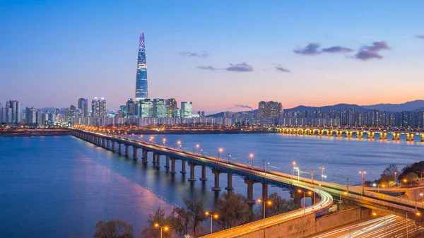 Seoul, Güney Kore Seoul şehir manzarası, gece