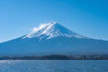 Japonya, Yamanachi 'de Kawaguchiko Gölü ile Fuji Dağı.
