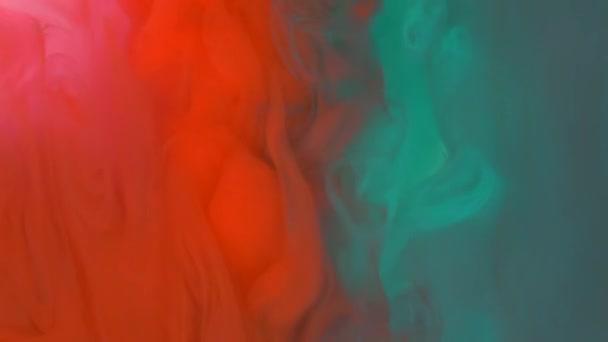 4 k 映像。抽象的な背景。液体インク色のバーストをブレンド旋回流体 — ストック動画
