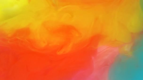 4k Filmmaterial. Abstrakter Hintergrund. Flüssige Tinte Farben Mischung platzen Wirbelflüssigkeit — Stockvideo