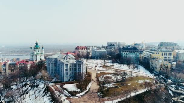 Filmato del drone aereo 4K. Panorama di podil in kiev — Video Stock