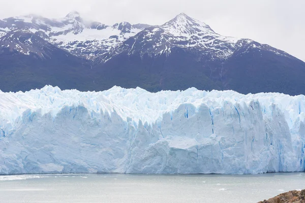 Glaciären Perito Moreno (Patagonia) Royaltyfria Stockbilder
