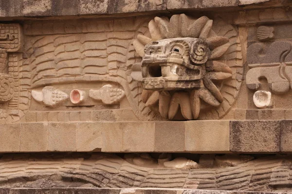 Azték piramis, Teotihuacan — Stock Fotó