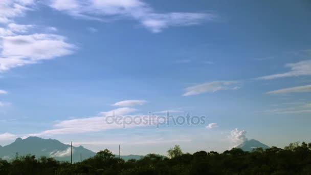 Timelapse av Popocatepetl, mexikanska vulkan, rykande — Stockvideo