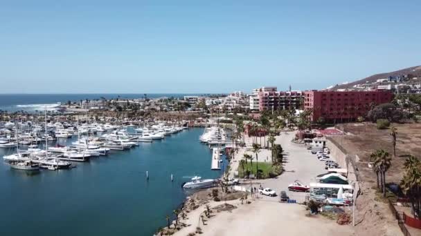 Otelin Yat Limanı Mercanlarının Hava Görüntüleri — Stok video