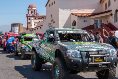 Ensenada, Meksika, 12 Eylül 2019: Baja 400 'ün başlangıcı, off-road yarışı
