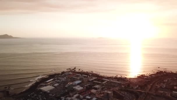 Şafakta Uabc Kıyı Kampüsünün Hava Görüntüsü — Stok video