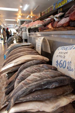 Mercado Negro, Ensenada Meksika 'nın ünlü balık pazarı.