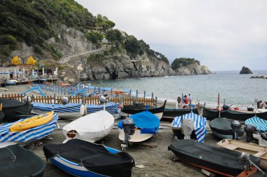  Monterosso cinqueterre kışın güzel plaj