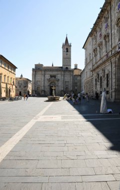  Ascoli Piceno güzel şehir sokakları