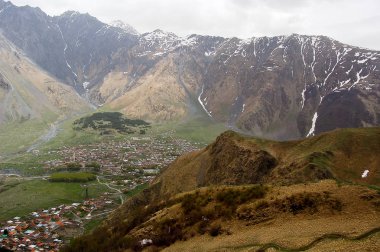 Giorgia Kafkas Dağları manzaraları