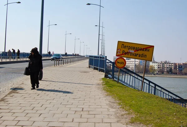 novy sad için nehir Tuna üzerinde köprü