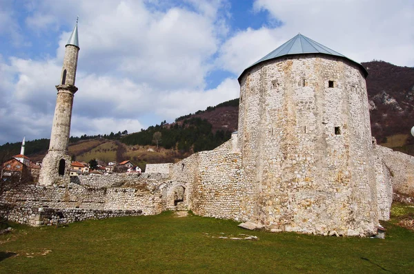 Saraybosna, Bosna yakınındaki eski taş castle