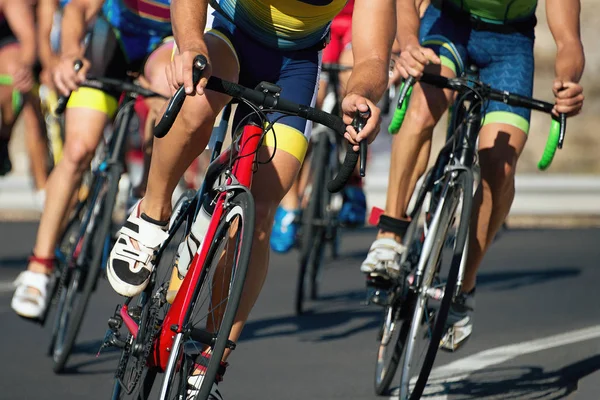 竞争的公路自行车赛 — 图库照片