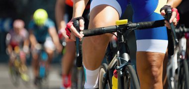 Bisiklete binme rekabet bisikletçi sporcular bir yarış sürme 