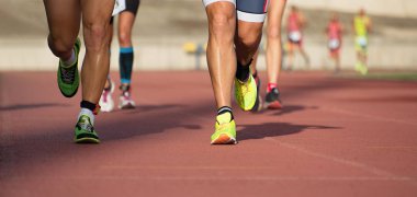 Atletizm kişi çalıştıran