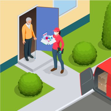 Koruyucu tıbbi maskeli bir kurye ya da kurye elinde bir paket tutuyor. Bedava uyuşturucu teslimatı. COVID-19. Şehirde karantina var. Coronavirüs salgını.