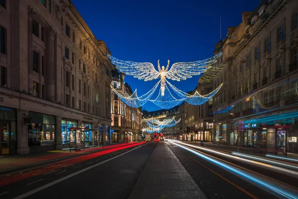 Regent Street, Londra İngiltere Noel ışıkları