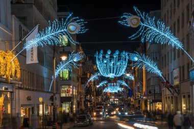 Yeni Bond Street, Londra İngiltere Noel ışıkları