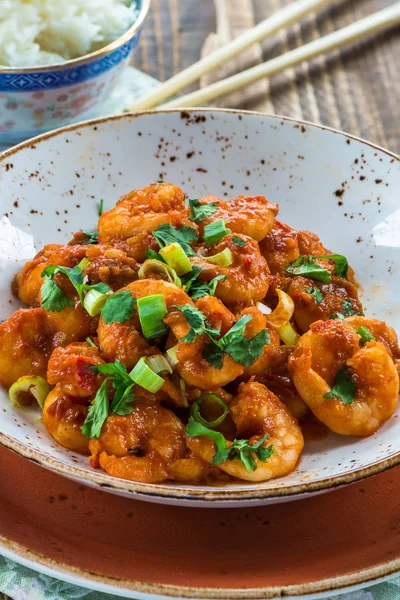 Sichuan usulü karides