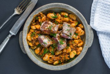 Fasulye ile kurutulmuş kuzu