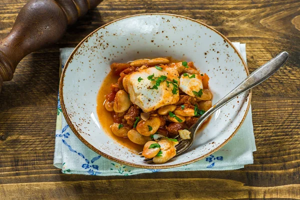 Cod ve chorizo güveç