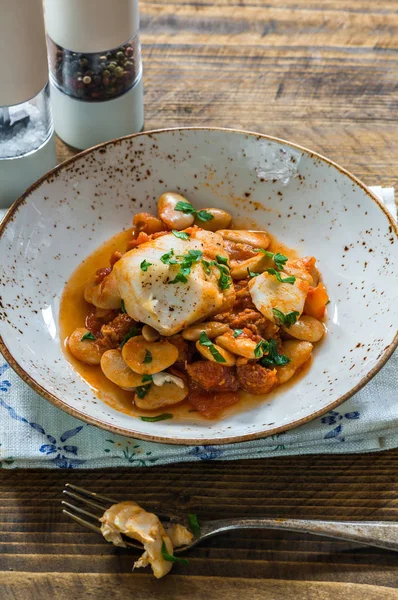 Cod ve chorizo güveç