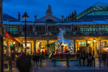Covent Garden, Londra muhteşem gümüş geyik