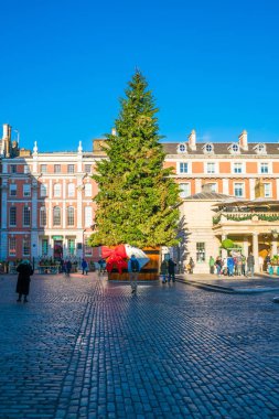 Covent Garden kare Noel ağacına