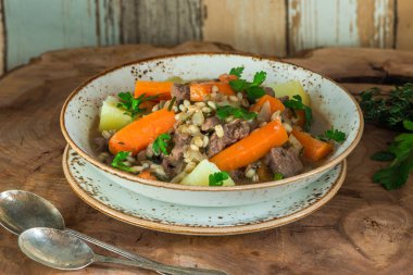 Geleneksel İrlanda güveci