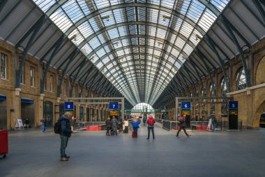 St Pancras Uluslararası Tren İstasyonu, Londra, İngiltere