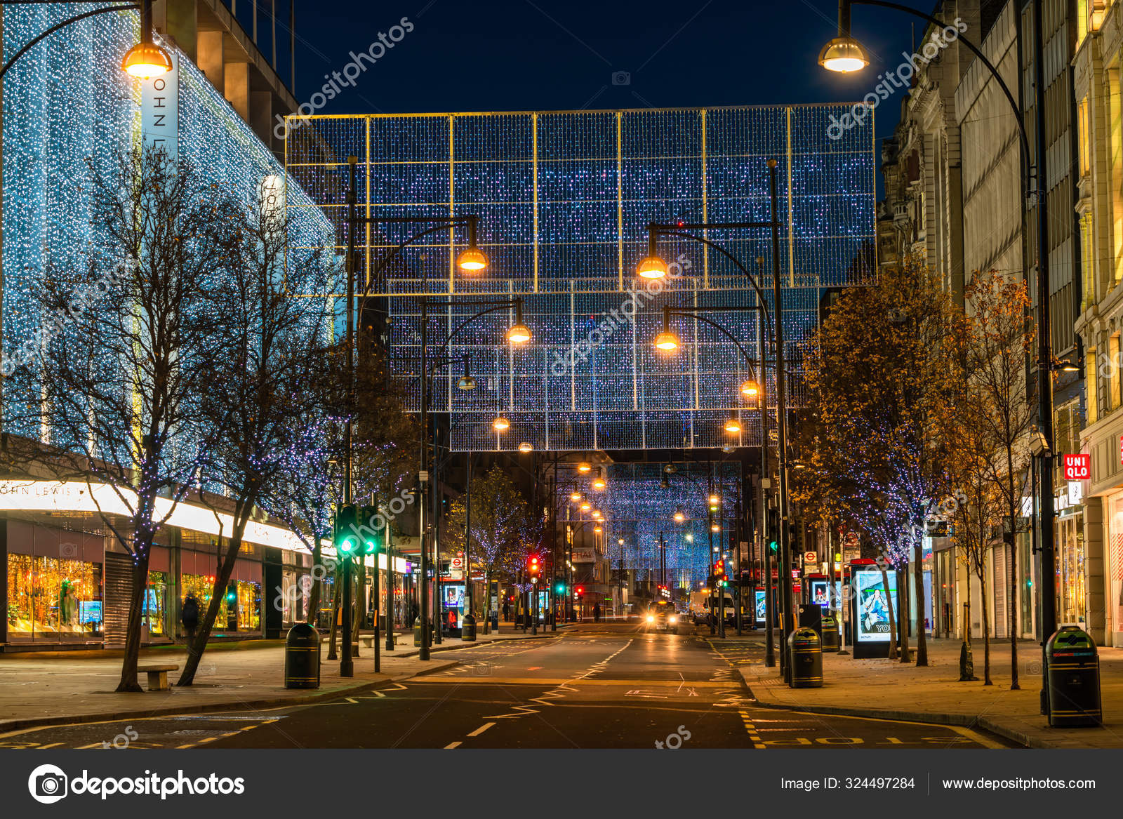 London Decebmer 2019 Christmas Lights Oxford Street London Feature