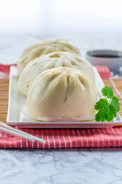 Pães Cozidos Vapor Chineses Com Carne Legumes — Fotografia de Stock