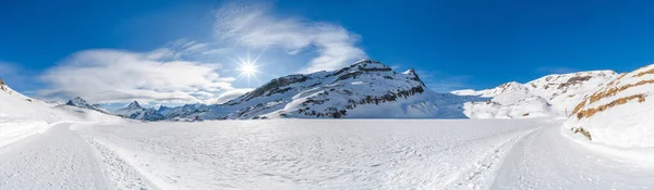 Vedere Parnoramică Largă Zăpezii Acoperite Alpii Elvețieni Primul Munte Din — Fotografie, imagine de stoc