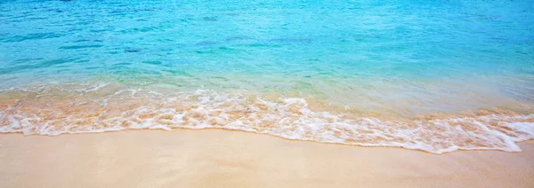 Mar das Caraíbas e céu azul. — Fotografia de Stock