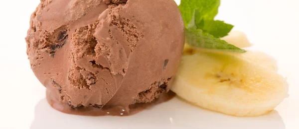 Chocolate Ice cream and banana. — Stock Photo, Image