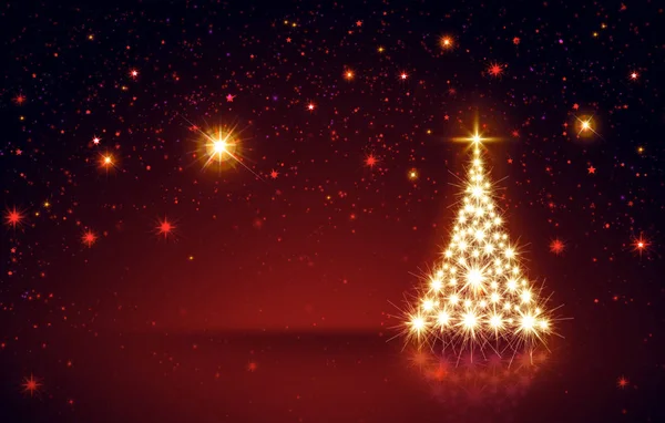 Χρυσό χριστουγεννιάτικο δέντρο απομονωμένο στο φόντο του ουρανού. — Φωτογραφία Αρχείου