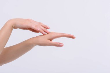 Yumuşak deri kadın kolları