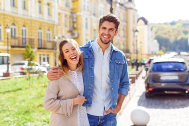 Kampüste takılmaya üniversite öğrencileri