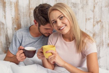 Sabah seninle geçirmeyi seviyorum