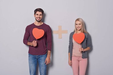 Joyful seven çift duygularını gösterilen