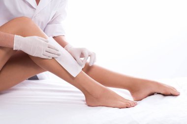 Profesyonel makyajcısı ağda yordamı geçiyor
