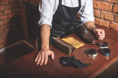 deri ayakkabı için onarım araçları